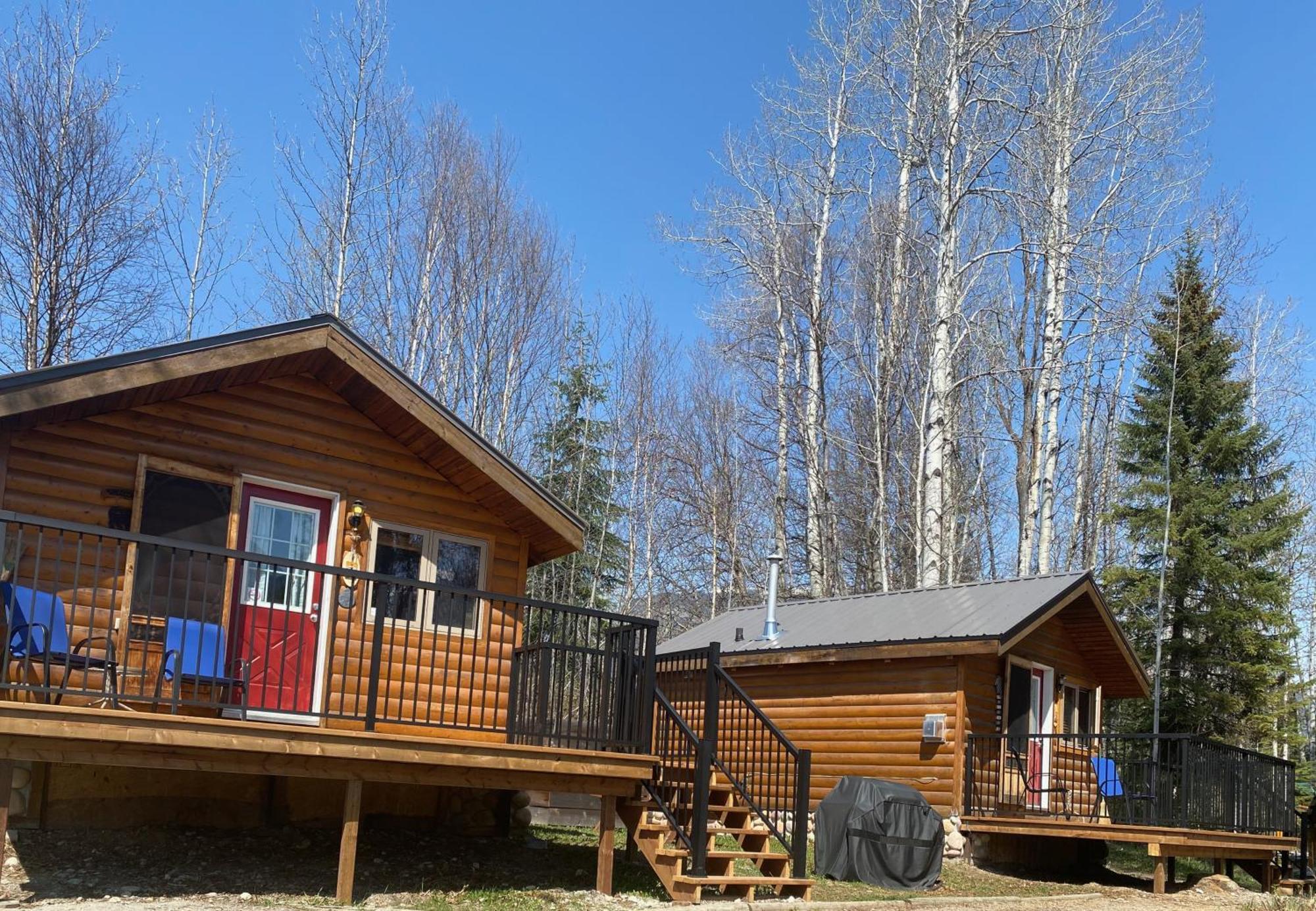 Rocky Mountain Cabins And Home غولدن المظهر الخارجي الصورة