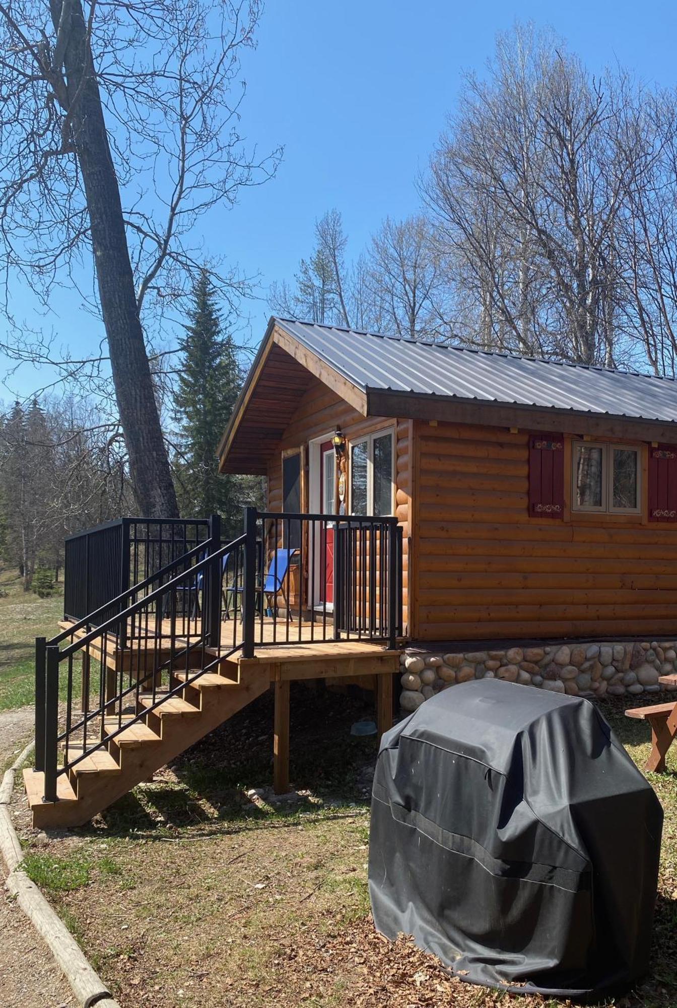 Rocky Mountain Cabins And Home غولدن المظهر الخارجي الصورة